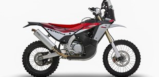 Fantic XEF Rally 2025 vs Fantic XEF Rally Factory 2025