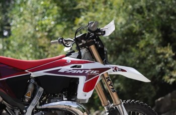 Fantic XE 300 2025 - Bild 5 Fantic XE 300 2025 - Bild 5