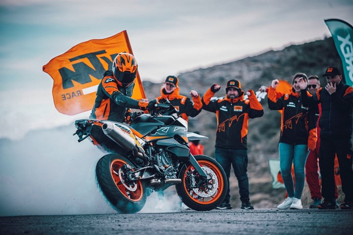 KTM 890 SMT () - Bild 12