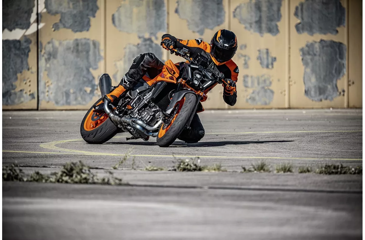 KTM 990 Duke KTM 990 Duke