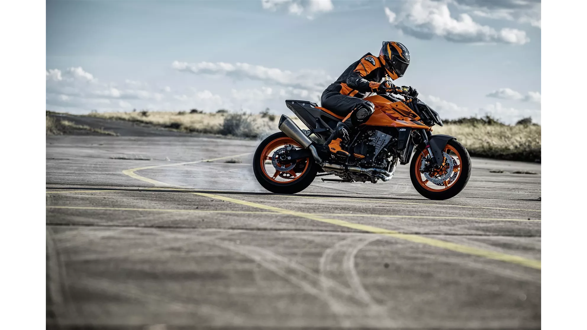 KTM 990 Duke - Image 4 KTM 990 Duke - Image 4