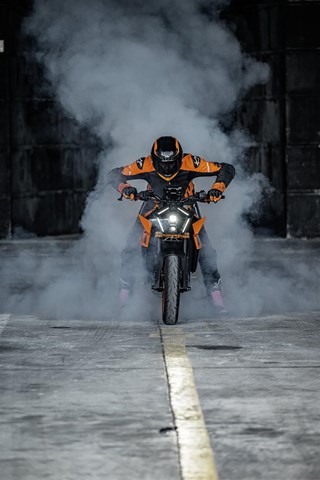 KTM 990 Duke () - Bild 9