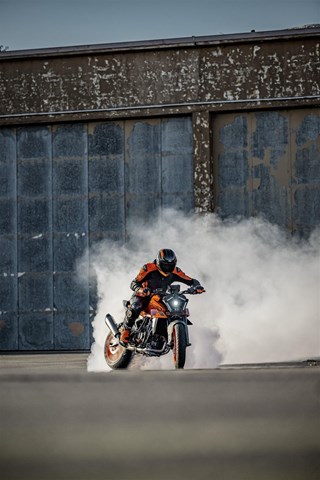 KTM 990 Duke () - Bild 15