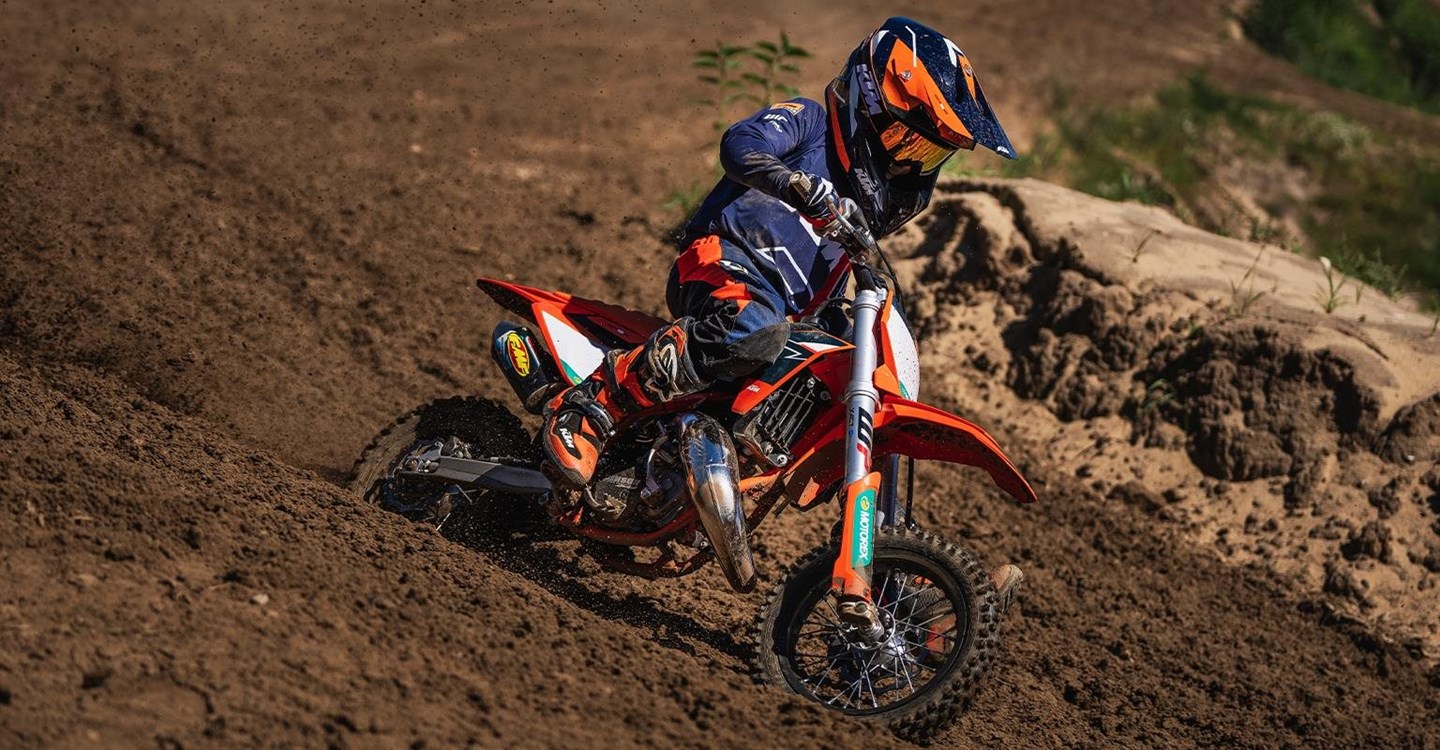 Zum Vergrößern bitte anklicken! KTM 50 SX FACTORY EDITION