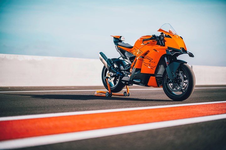 KTM 990 RC R () - Bild 8