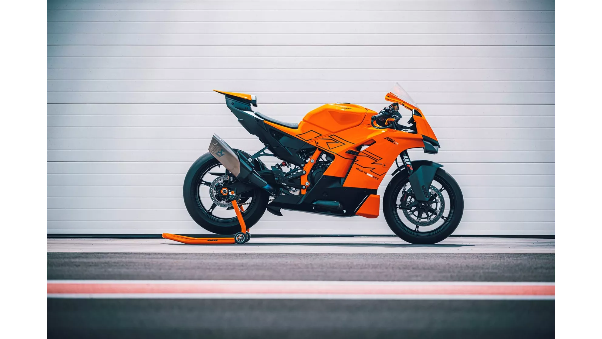 KTM 990 RC R - Obrázek 7 KTM 990 RC R - Obrázek 7