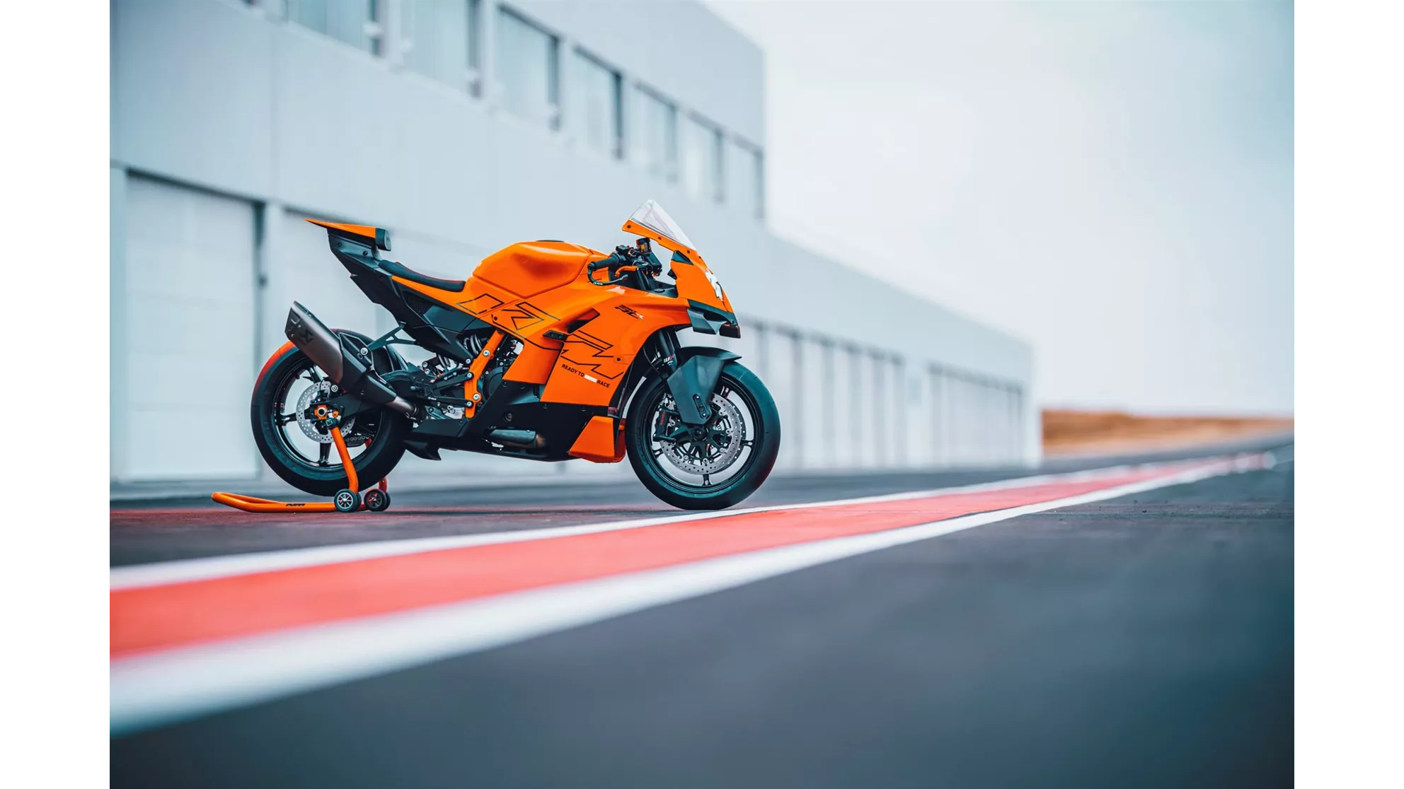 KTM 990 RC R - Obrázek 9 KTM 990 RC R - Obrázek 9