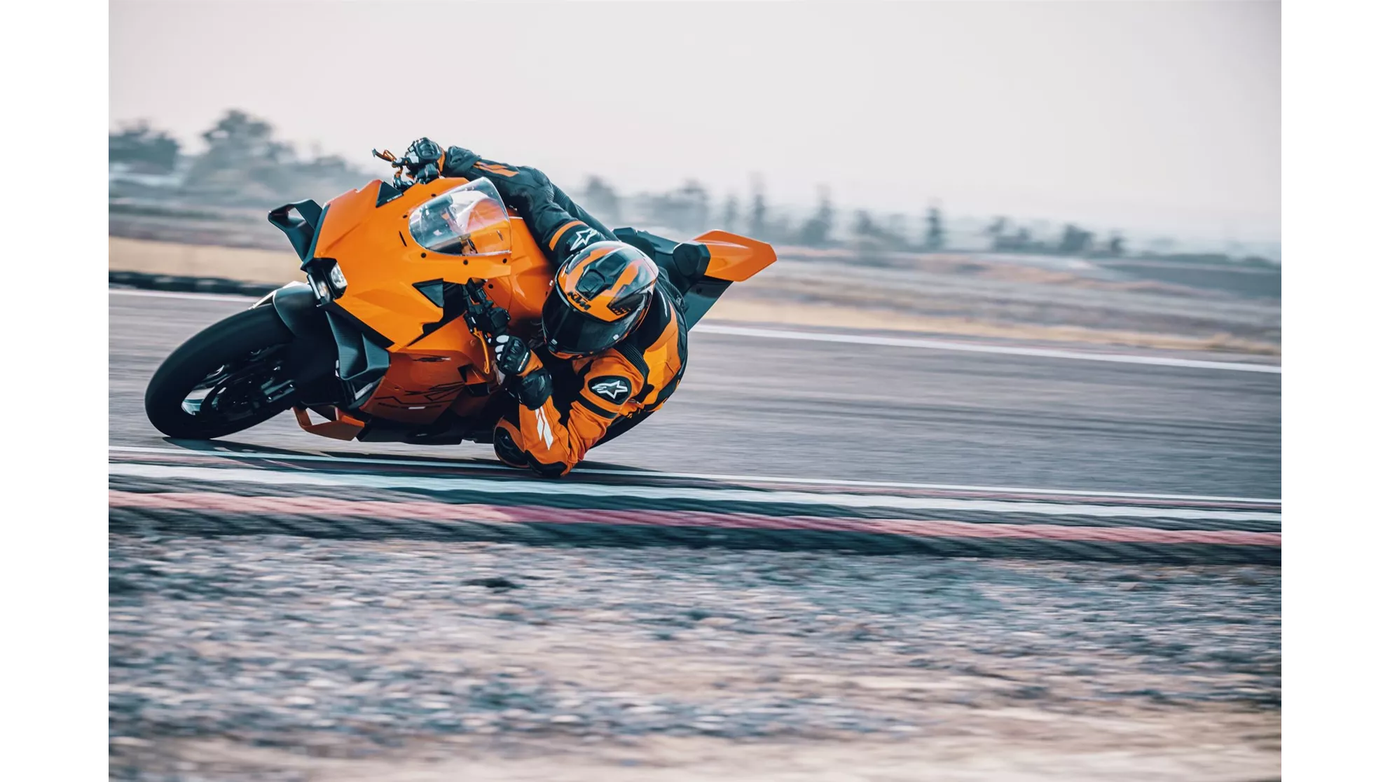 KTM 990 RC R 2026 - Image 52 KTM 990 RC R 2026 - Image 52