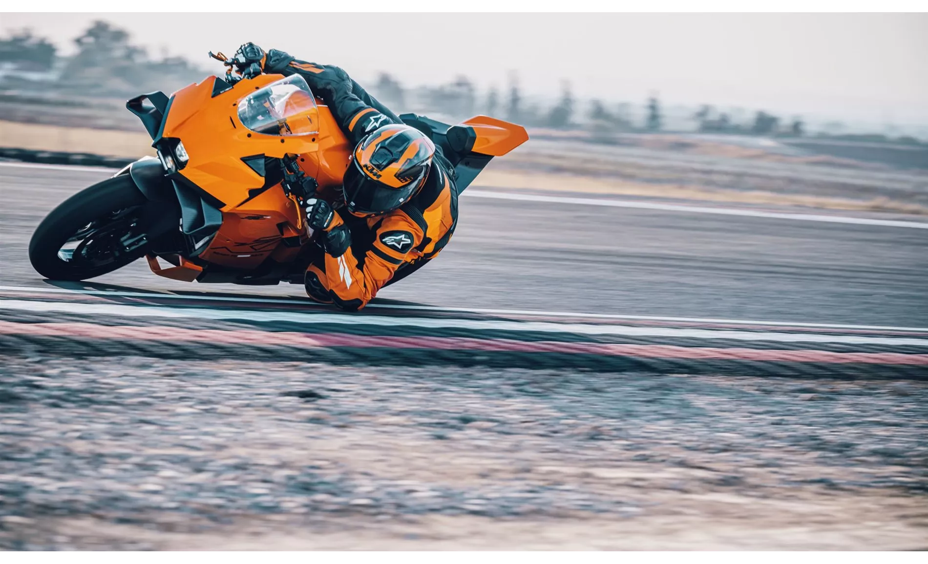 KTM 990 RC R 2026 KTM 990 RC R 2026