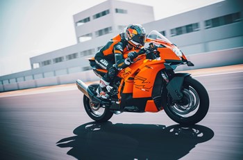KTM 990 RC R 2026 - Bild 4 KTM 990 RC R 2026 - Bild 4