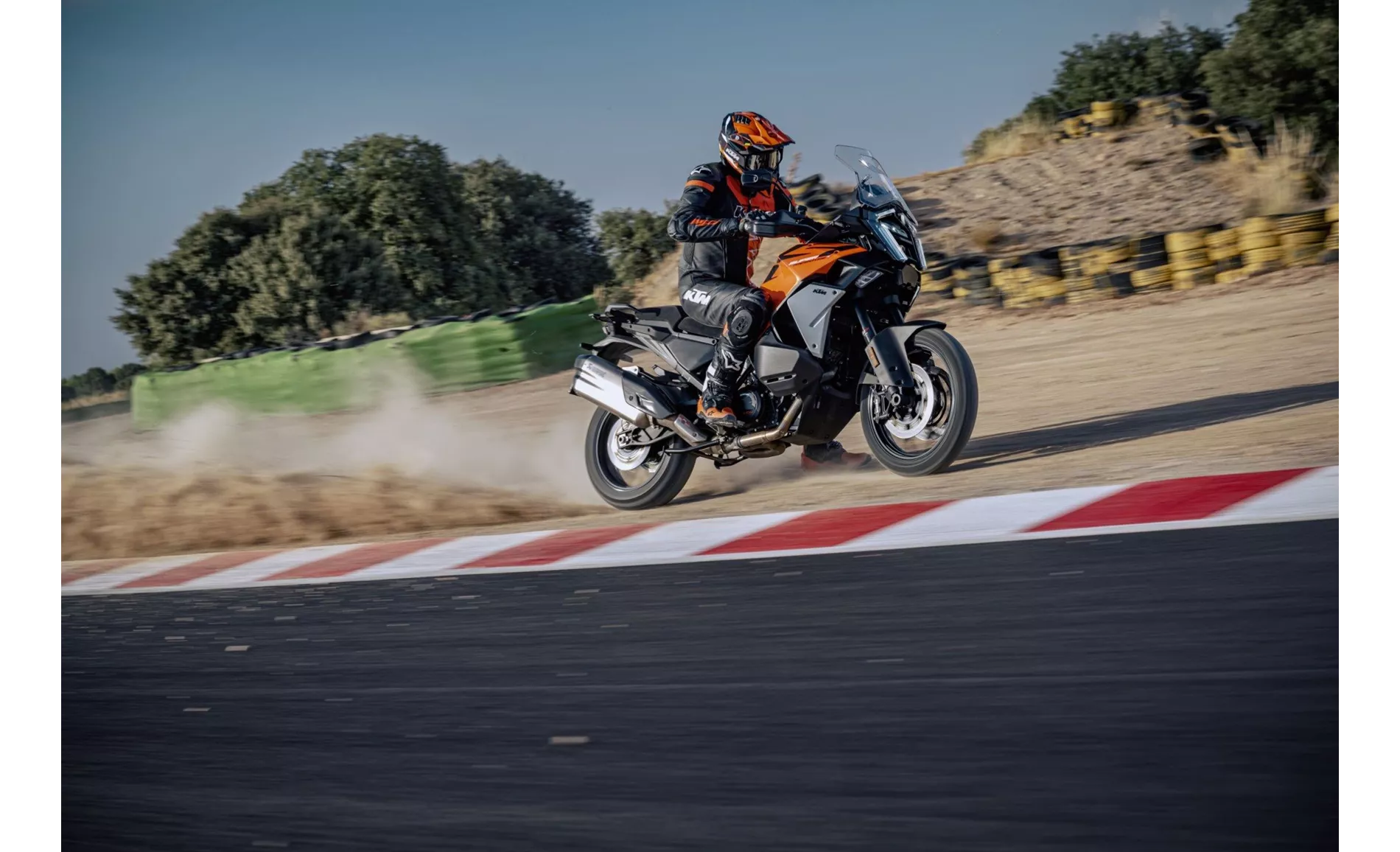 KTM 1390 Super Adventure S EVO 2025 KTM 1390 Super Adventure S EVO 2025