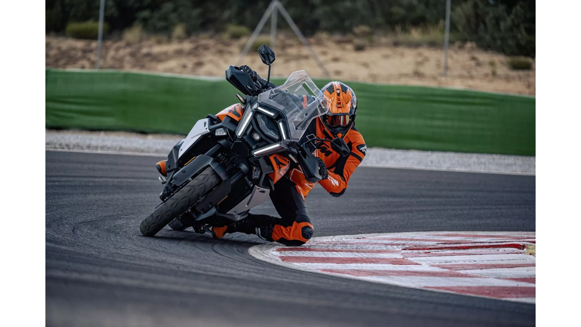 KTM 1390 Super Adventure S EVO - Bild 6 KTM 1390 Super Adventure S EVO - Bild 6
