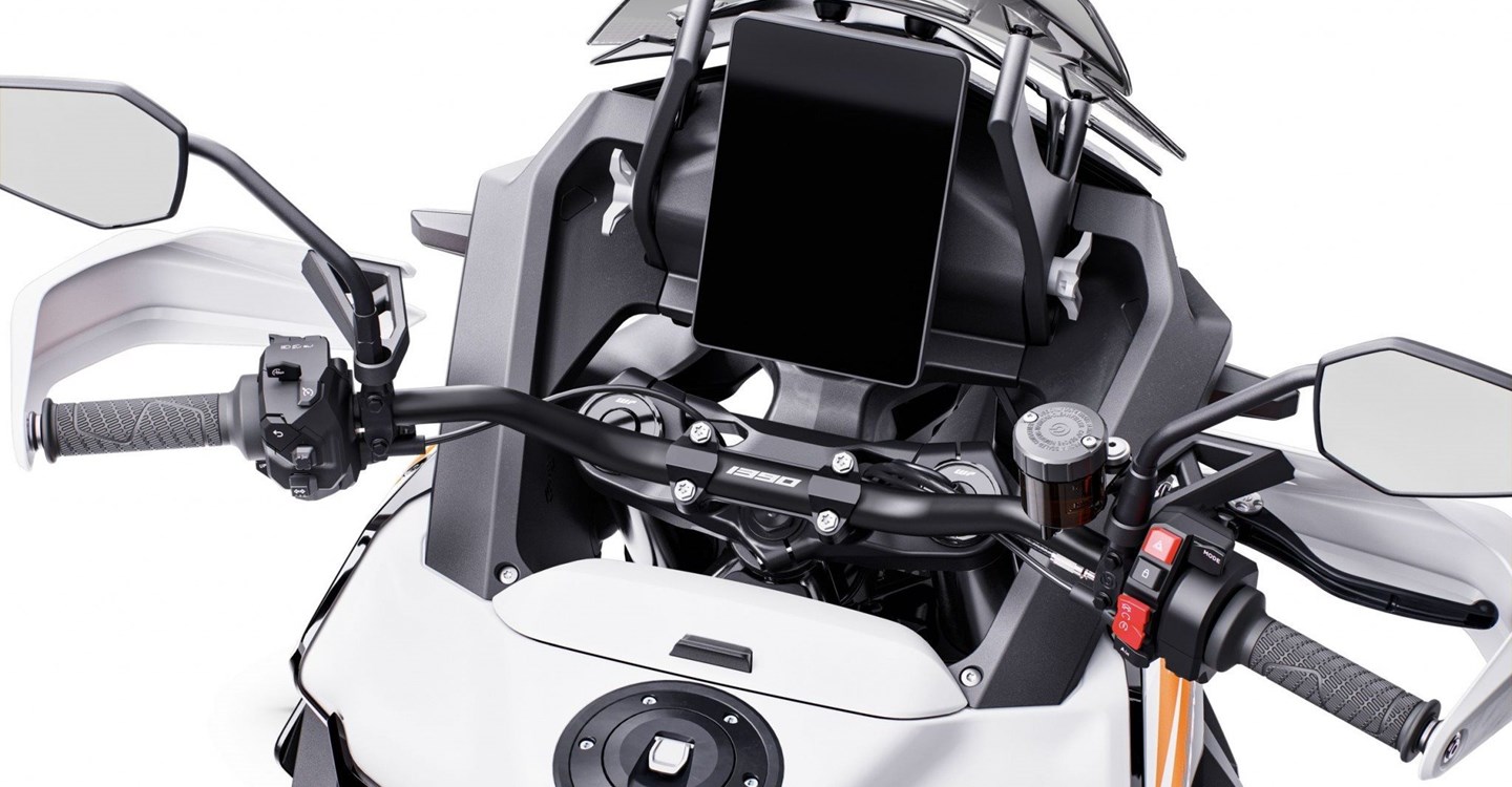 Zum Vergrößern bitte anklicken! KTM 1390 Super Adventure S EVO