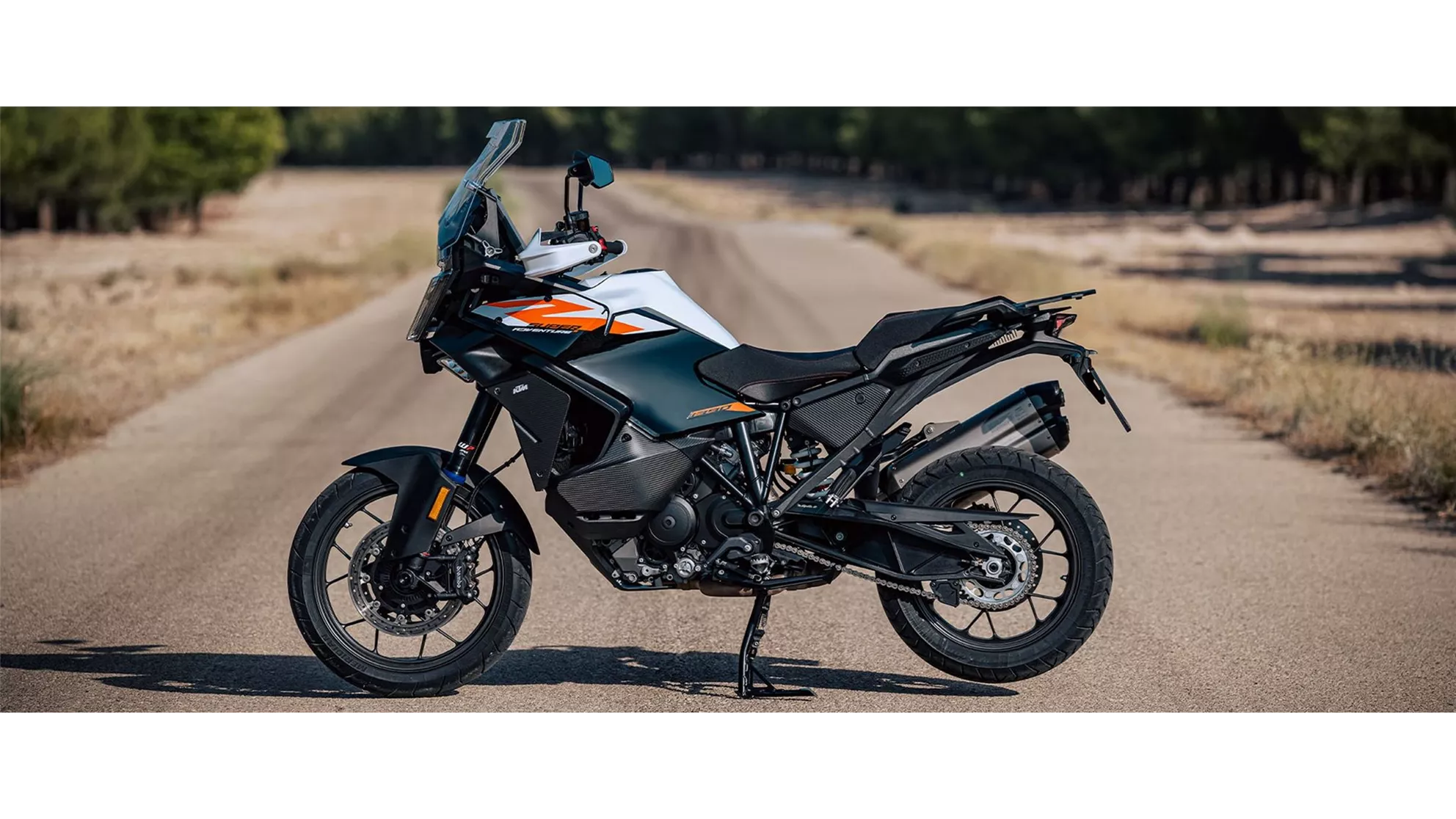 KTM 1390 Super Adventure S - Image 2 KTM 1390 Super Adventure S - Image 2