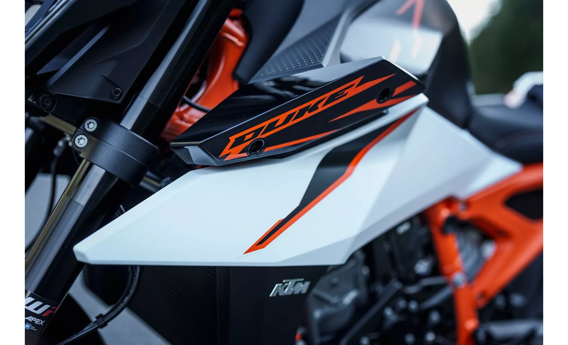 KTM 990 Duke R 2026 KTM 990 Duke R 2026
