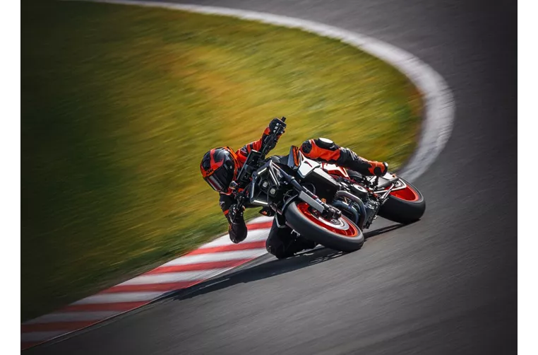 KTM 990 Duke R 2026 KTM 990 Duke R 2026