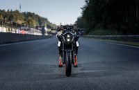 KTM 990 Duke R 2026 - Bild 9