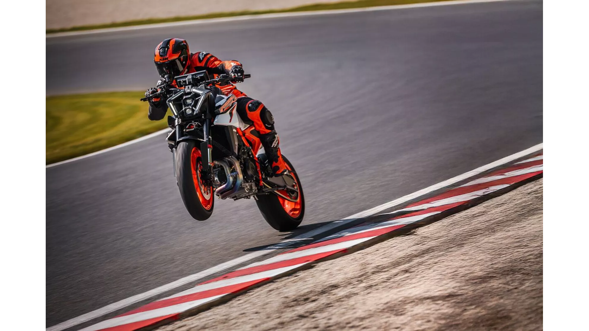 KTM 990 Duke R 2026 - Bild 94 KTM 990 Duke R 2026 - Bild 94