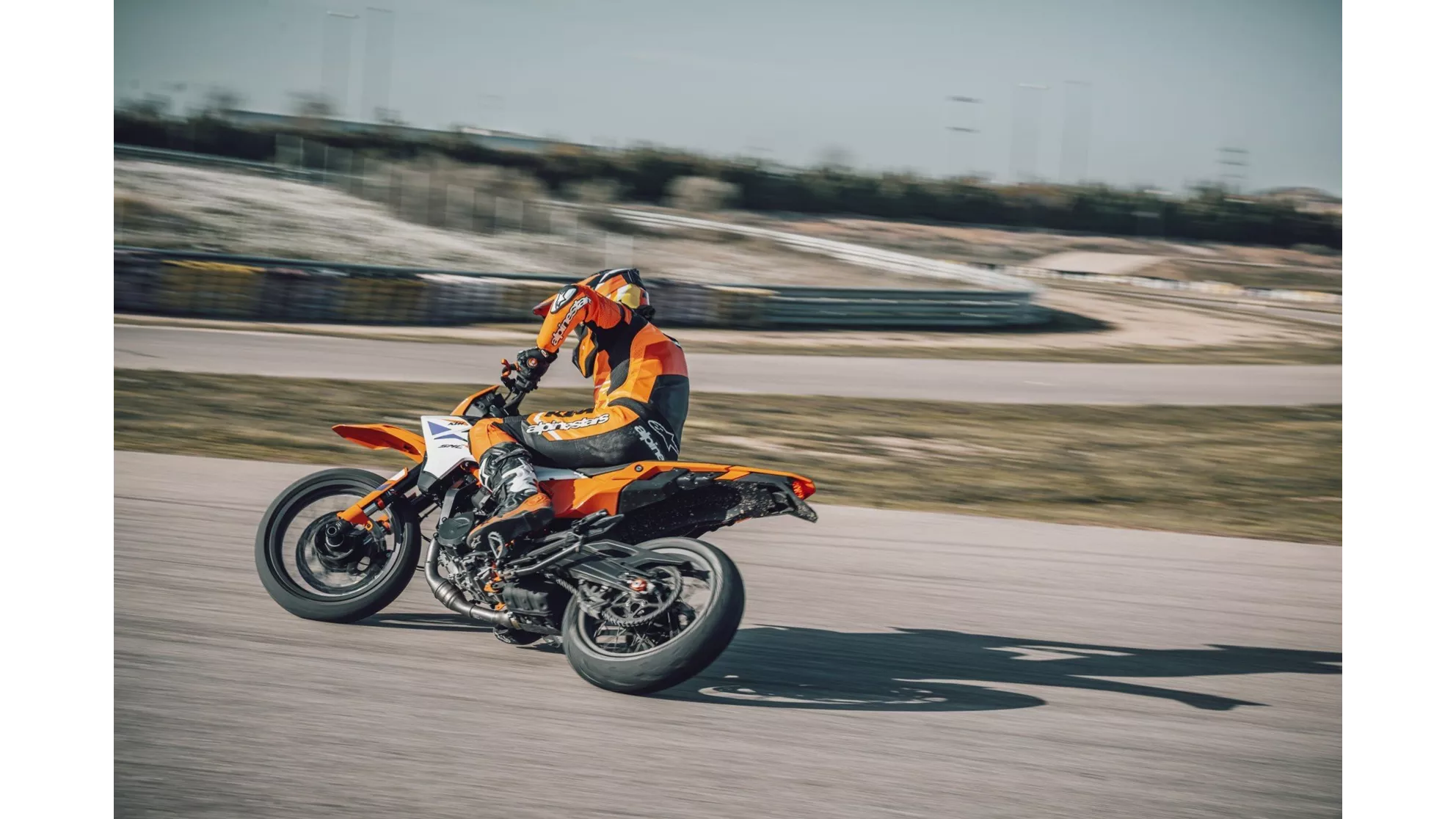 KTM 390 SMC R - Obrázek 10 KTM 390 SMC R - Obrázek 10