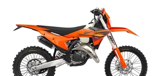 KTM 125 XC-W 2026 2026 vs KTM 125 SX 2024 KTM 125 XC-W 2026 2026 vs KTM 125 SX 2024
