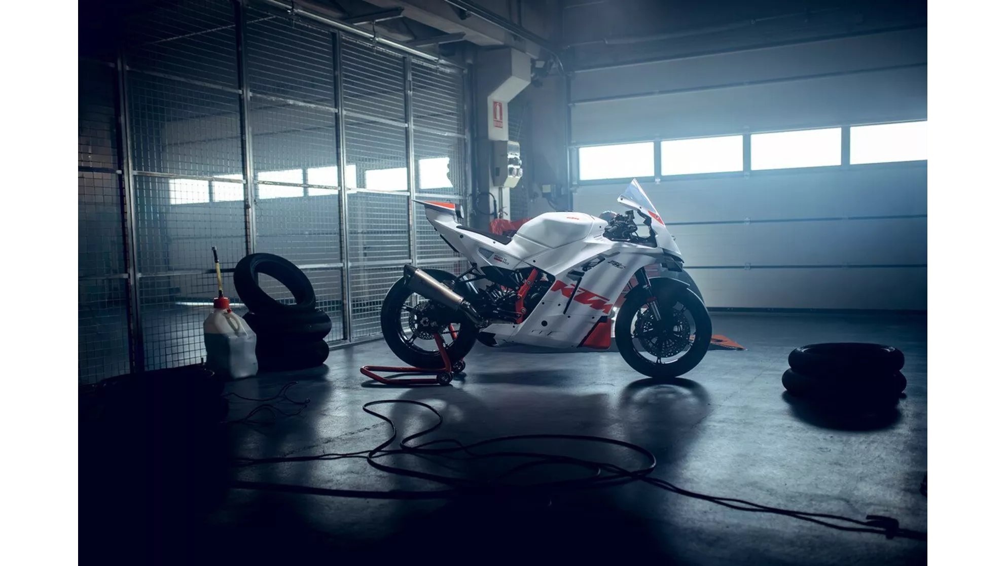 KTM 990 RC R Track 2026 - afbeelding 19 KTM 990 RC R Track 2026 - afbeelding 19