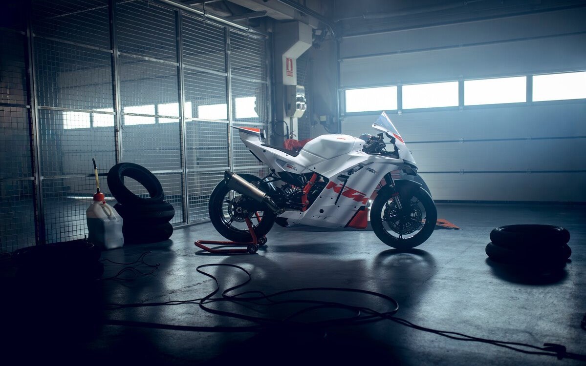 KTM 990 RC R Track
