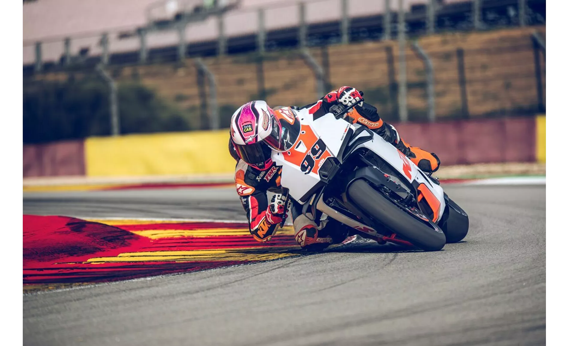 KTM 990 RC R Track 2026 KTM 990 RC R Track 2026