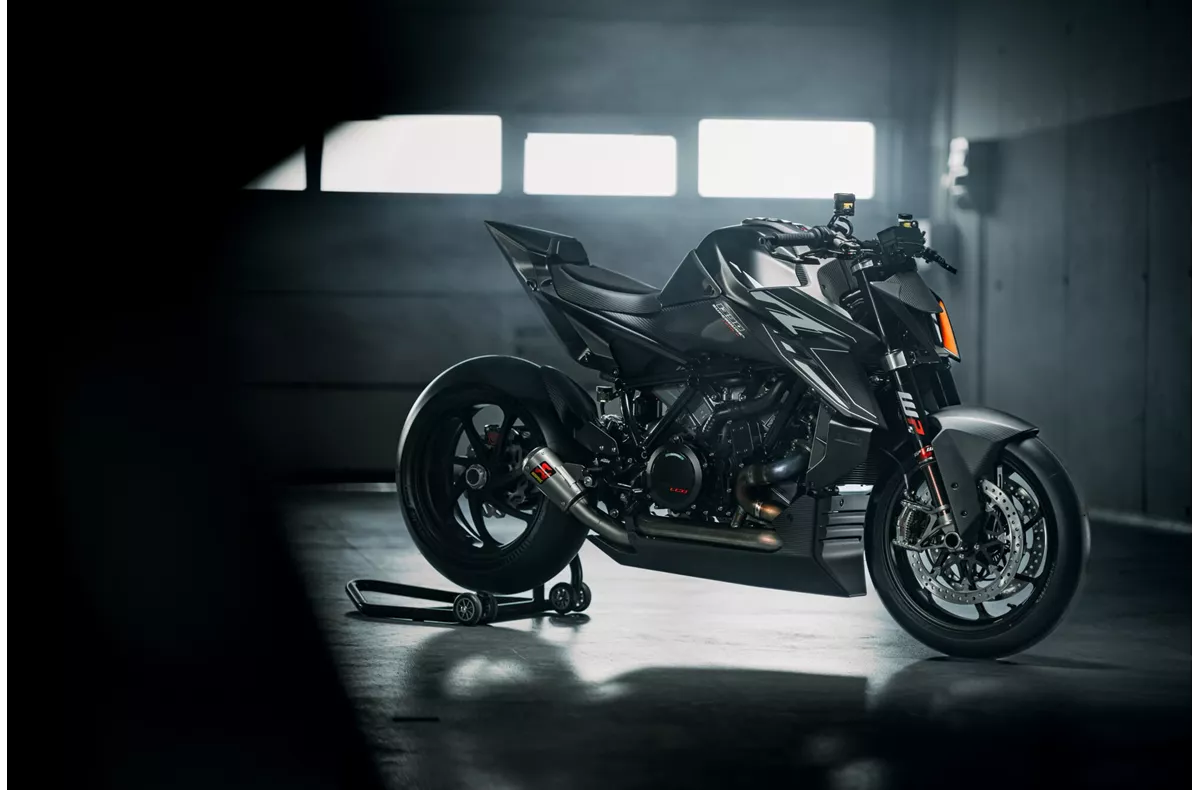 KTM 1390 SUPER DUKE RR TRACK KTM 1390 SUPER DUKE RR TRACK