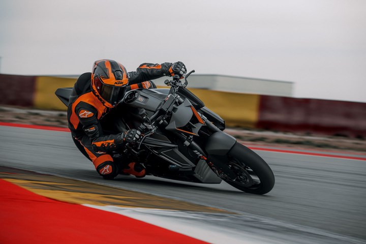 KTM 1390 SUPER DUKE RR TRACK () - Bild 7
