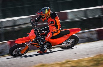 KTM 450 SMR 2026 - Bild 3