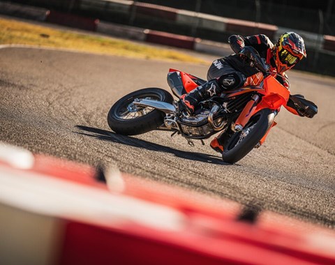 zum Vergrössern bitte anklicken!