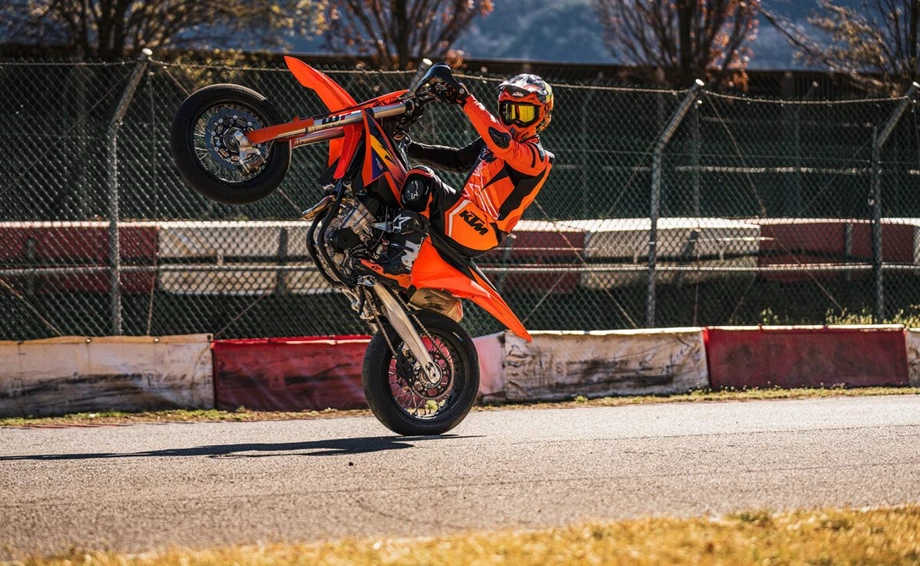 KTM 450 SMR Bild 7: KTM 450 SMR