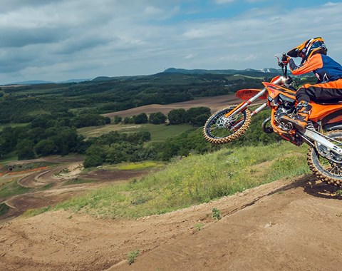 zum Vergrössern bitte anklicken!