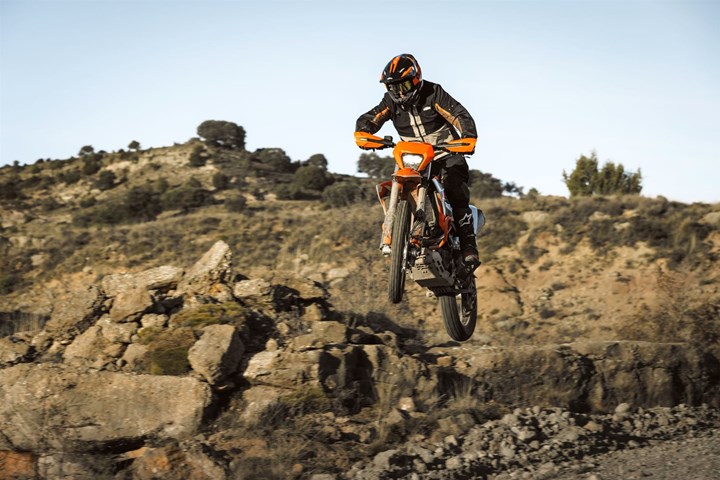 KTM 690 Enduro R () - Bild 2