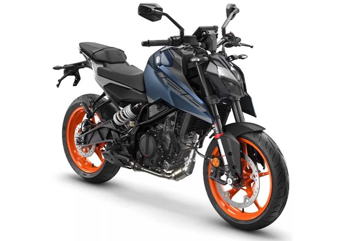 KTM 125 Duke 2026 vs Suzuki GSX-S125 2026