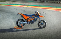 KTM 690 SMC R 2026 - Bild 16 KTM 690 SMC R 2026 - Bild 16