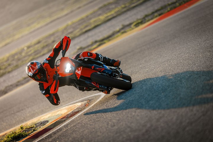 KTM 690 SMC R () - Bild 19