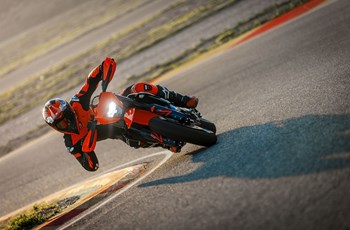 KTM 690 SMC R 2026 - Bild 20 KTM 690 SMC R 2026 - Bild 20