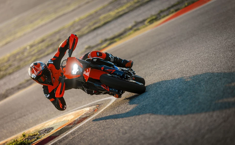 KTM 690 SMC R Bild 19: KTM 690 SMC R