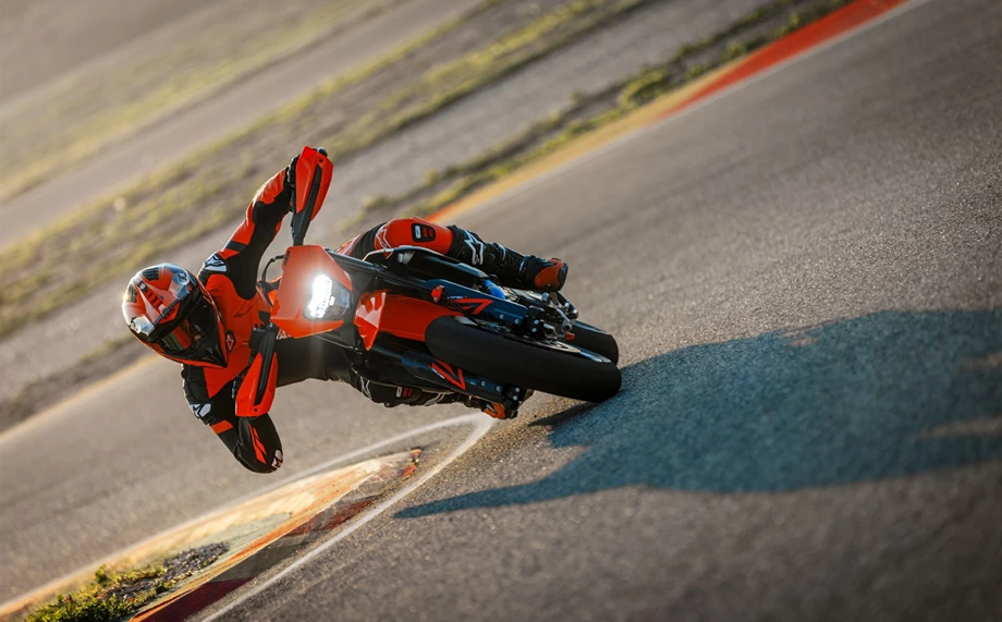 KTM 690 SMC R Bild 19: KTM 690 SMC R