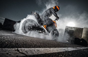 KTM 790 Duke 2026 - Bild 3
