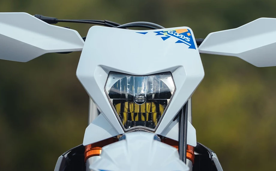 KTM 250 EXC-F SIX DAYS Bild 4: KTM 250 EXC-F SIX DAYS