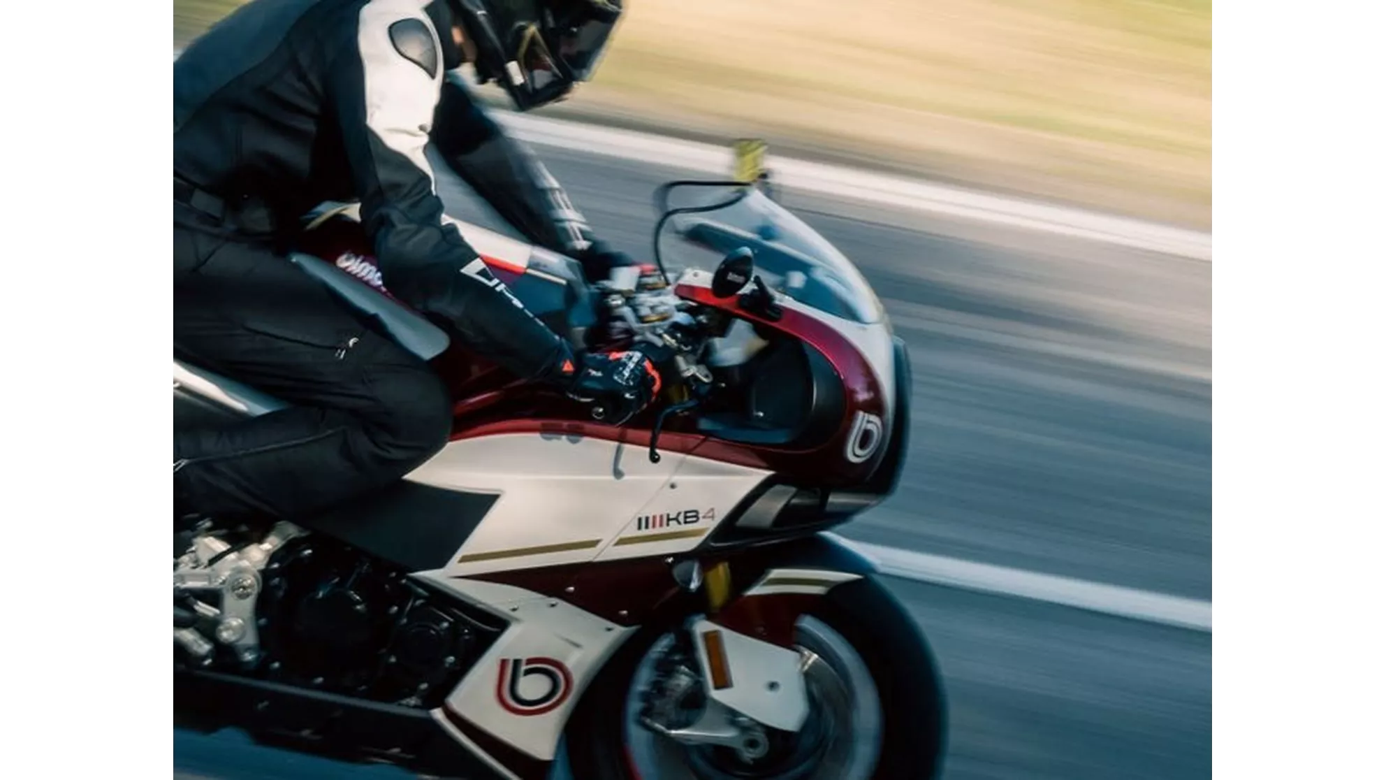 Bimota KB 4 - Kép 3 Bimota KB 4 - Kép 3