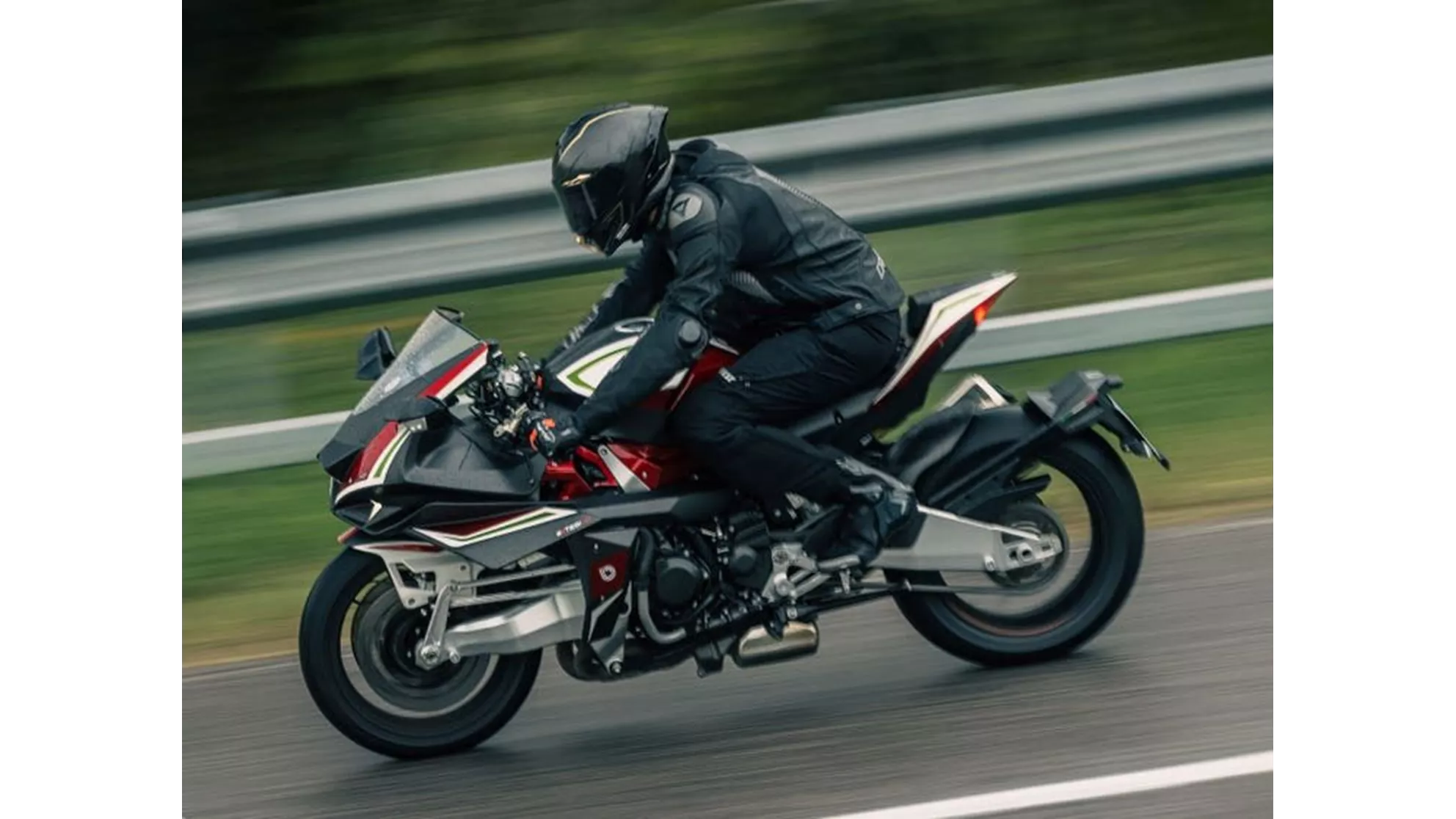 Bimota Tesi H2 - Kép 15 Bimota Tesi H2 - Kép 15