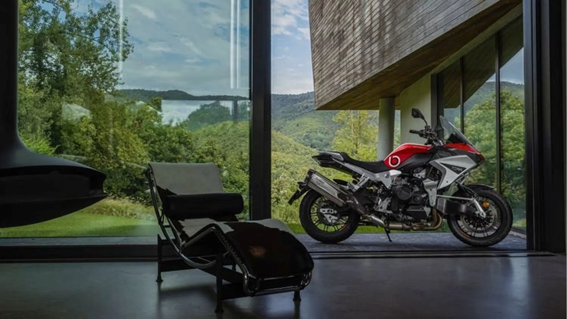 Bimota Tesi H2 TERA - Kép 4 Bimota Tesi H2 TERA - Kép 4