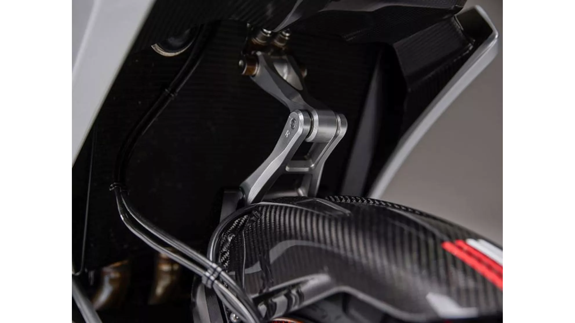 Bimota Tesi H2 TERA - Kép 9 Bimota Tesi H2 TERA - Kép 9