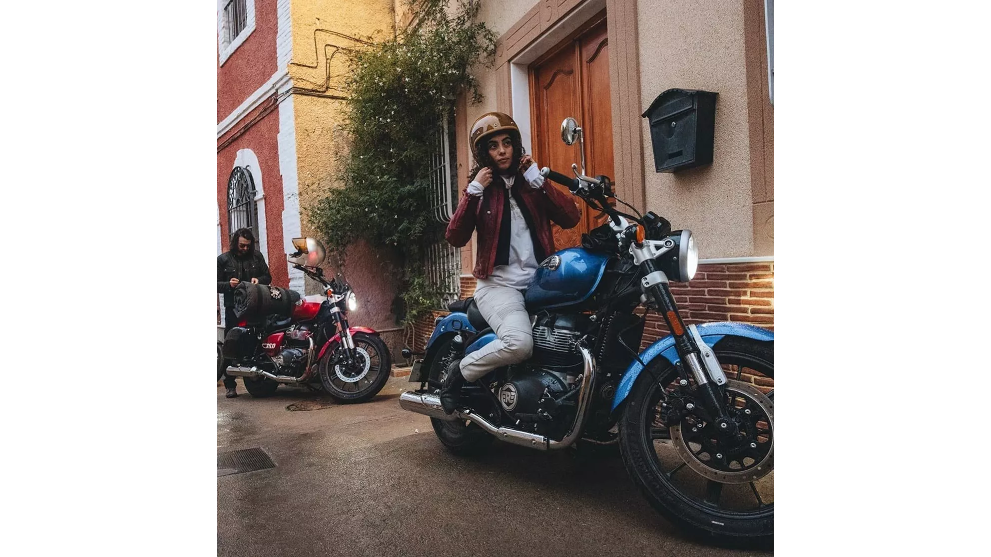 Royal Enfield Super Meteor 650 - Immagine 2 Royal Enfield Super Meteor 650 - Immagine 2