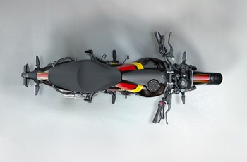 Royal Enfield Guerrilla 450 2026 - Image 20