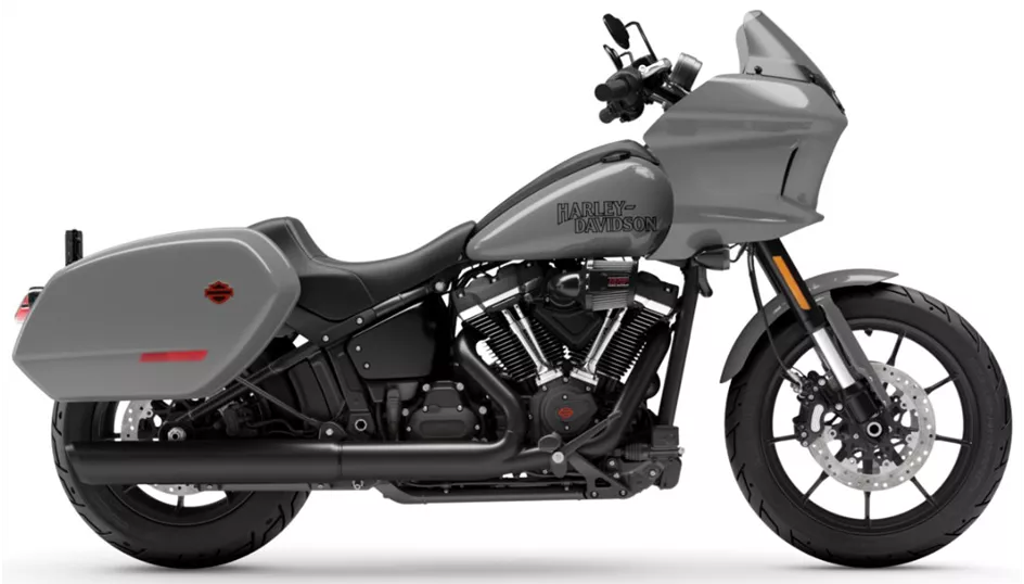 Low Rider 944 Indian Sport Chief RT 2025 vs Harley-Davidson Softail Low Rider ST 2026