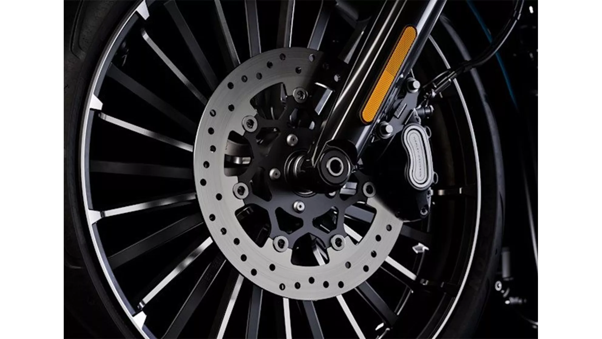 Harley-Davidson Softail Breakout 117 - Bild 7 Harley-Davidson Softail Breakout 117 - Bild 7